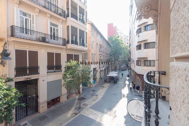 1 bedroom Flat for rent in Ciutat Vella, Valencia city - € 1,100 (Ref: 9730456)