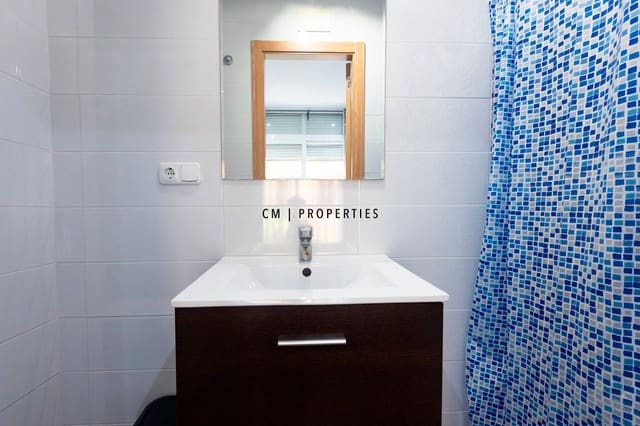 1 bedroom Flat for rent in Ciutat Vella, Valencia city - € 1,100 (Ref: 9730456)