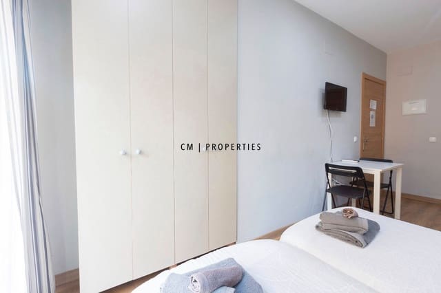 Piso de 1 habitación en Ciutat Vella, València ciudad en alquiler - 1.100 € (Ref: 9730457)