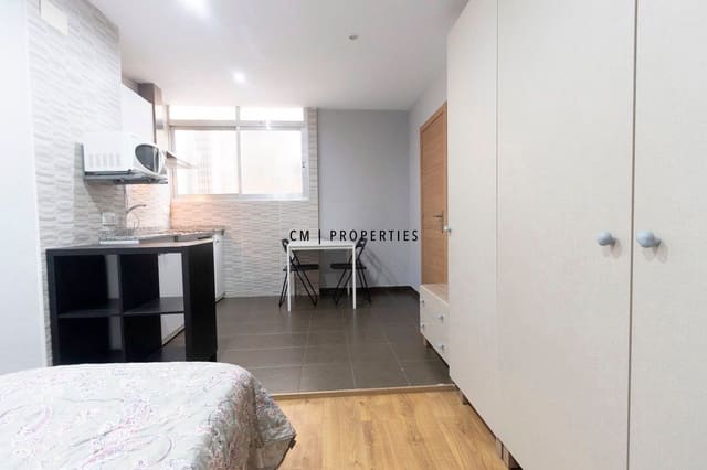 1 quarto Apartamento para arrendar em Ciutat Vella, Valência cidade - 1 050 € (Ref: 9730458)