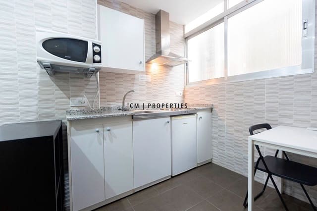 1 quarto Apartamento para arrendar em Ciutat Vella, Valência cidade - 1 050 € (Ref: 9730458)