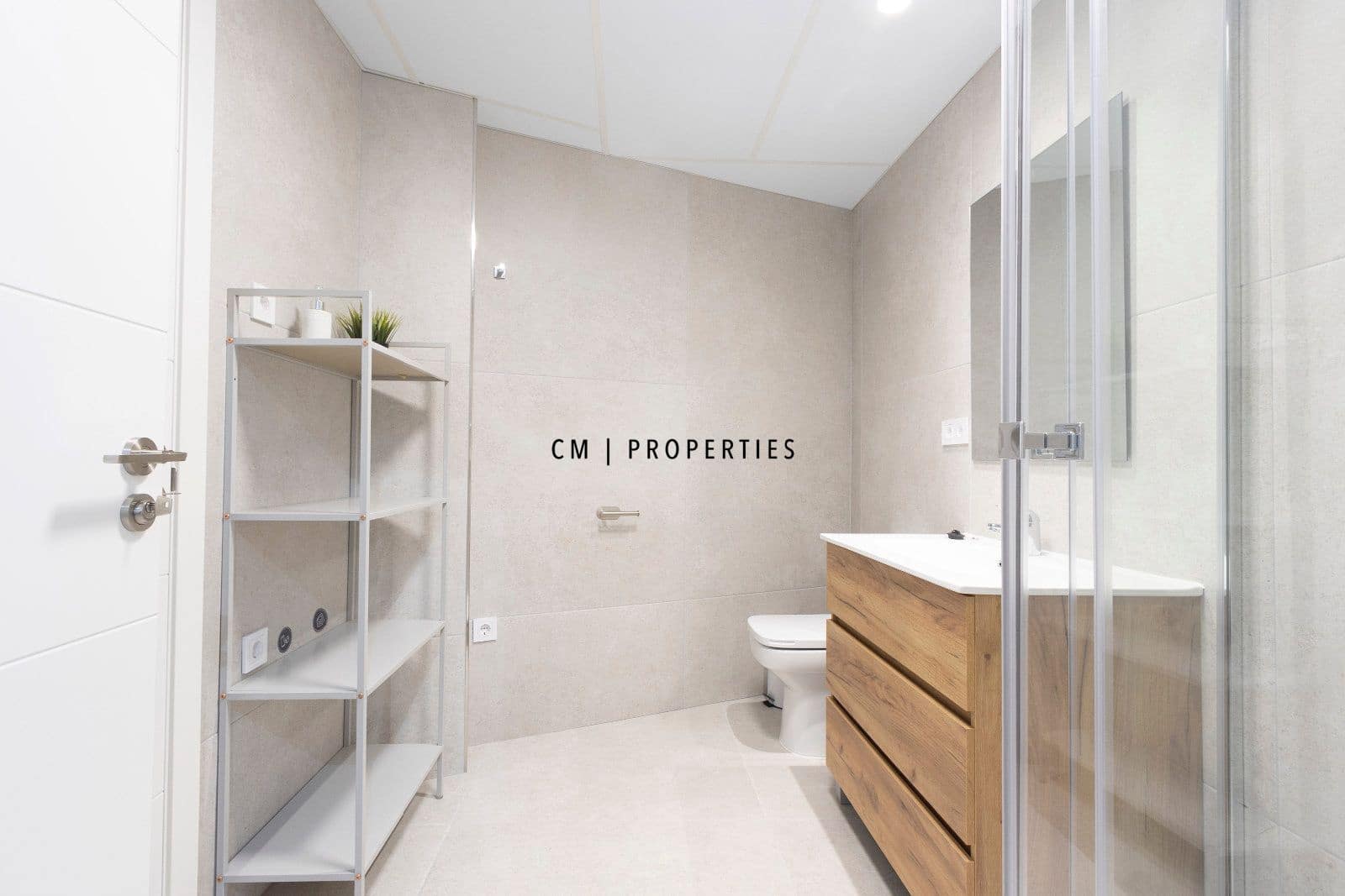 2 bedroom Apartment for rent in Benaguasil - € 500 (Ref: 9730910)