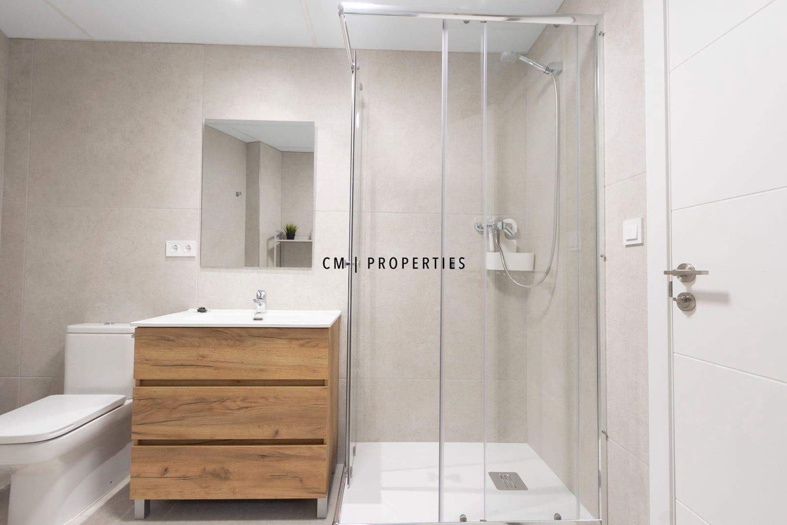 2 bedroom Apartment for rent in Benaguasil - € 500 (Ref: 9730910)