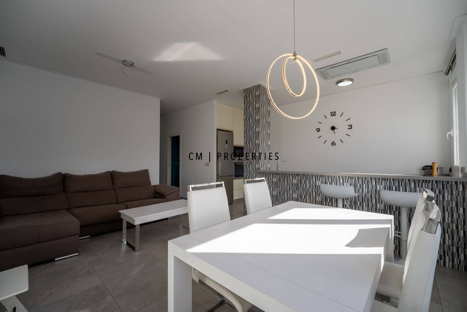 3 bedroom Flat for rent in Valencia city - € 1,850 (Ref: 9731386)