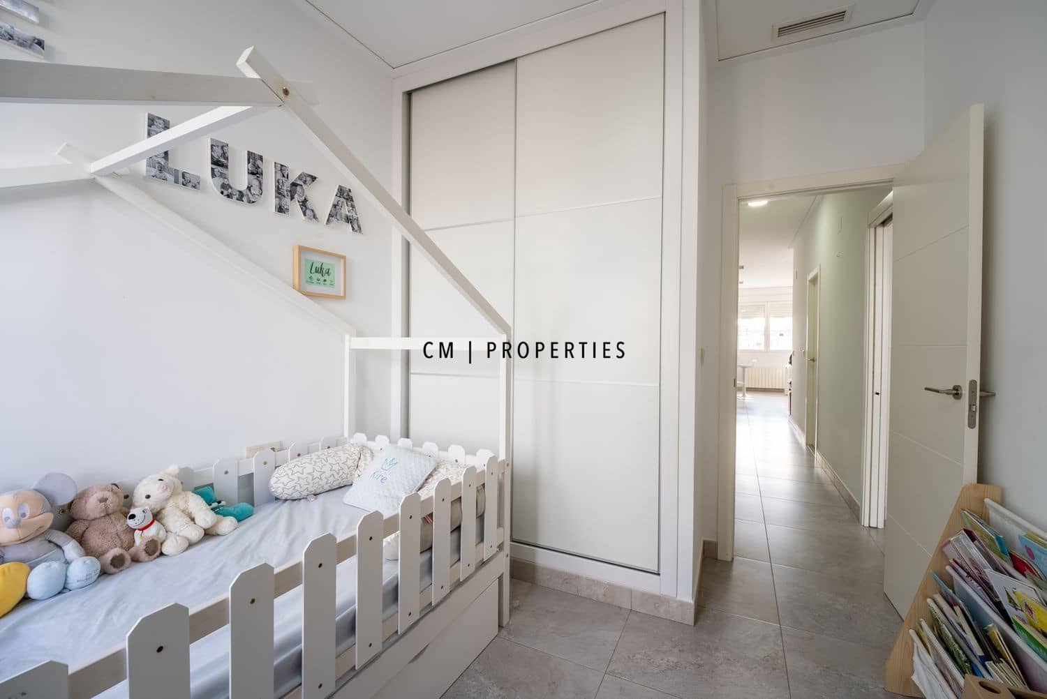 3 bedroom Flat for rent in Valencia city - € 1,850 (Ref: 9731386)