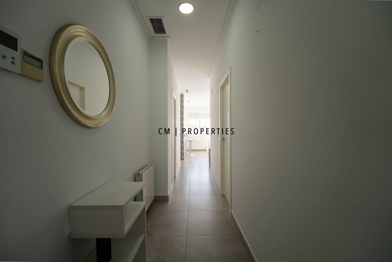 3 bedroom Flat for rent in Valencia city - € 1,850 (Ref: 9731386)