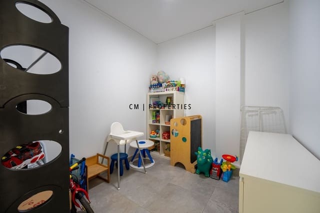 3 makuuhuone Asunto vuokrattavana paikassa L'Eixample, Valencia kaupunki - 1 850 € (Ref: 9731386)