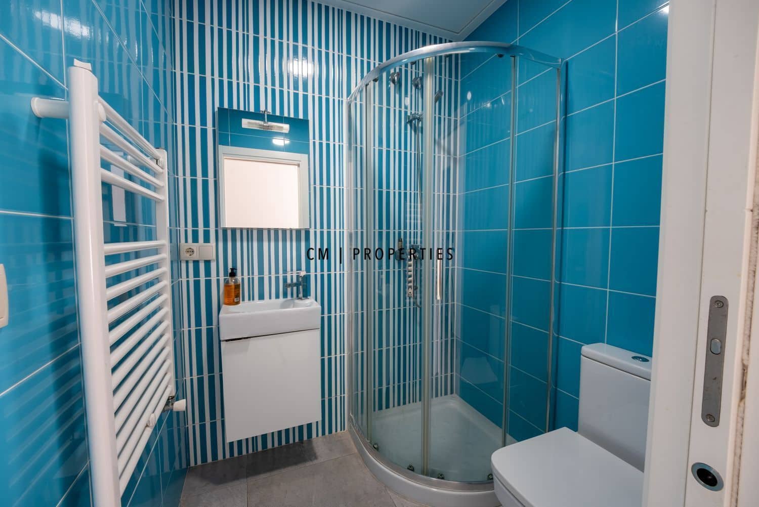 3 bedroom Flat for rent in Valencia city - € 1,850 (Ref: 9731386)