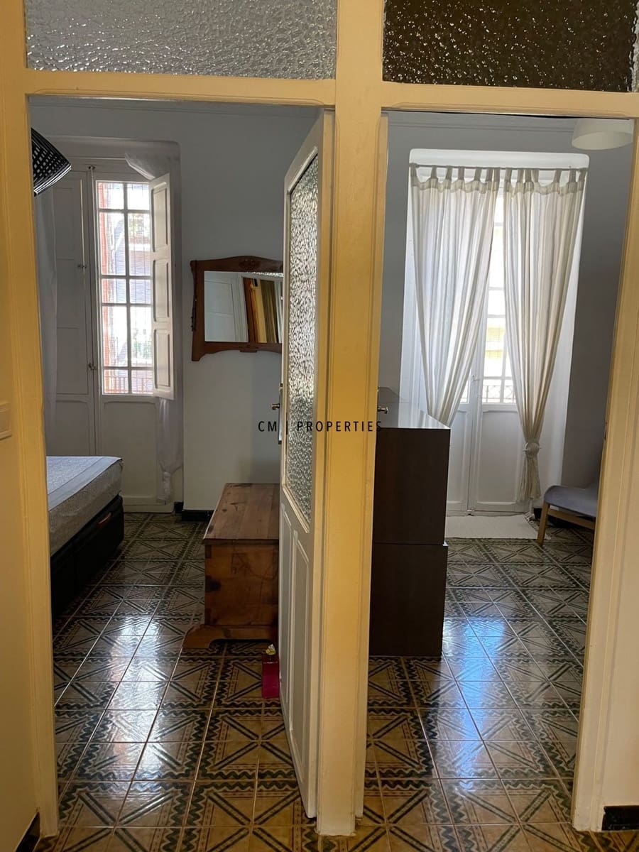 4 soverom Leilighet til leie i Valencia by med garasje - € 1 450 (Ref: 9733390)