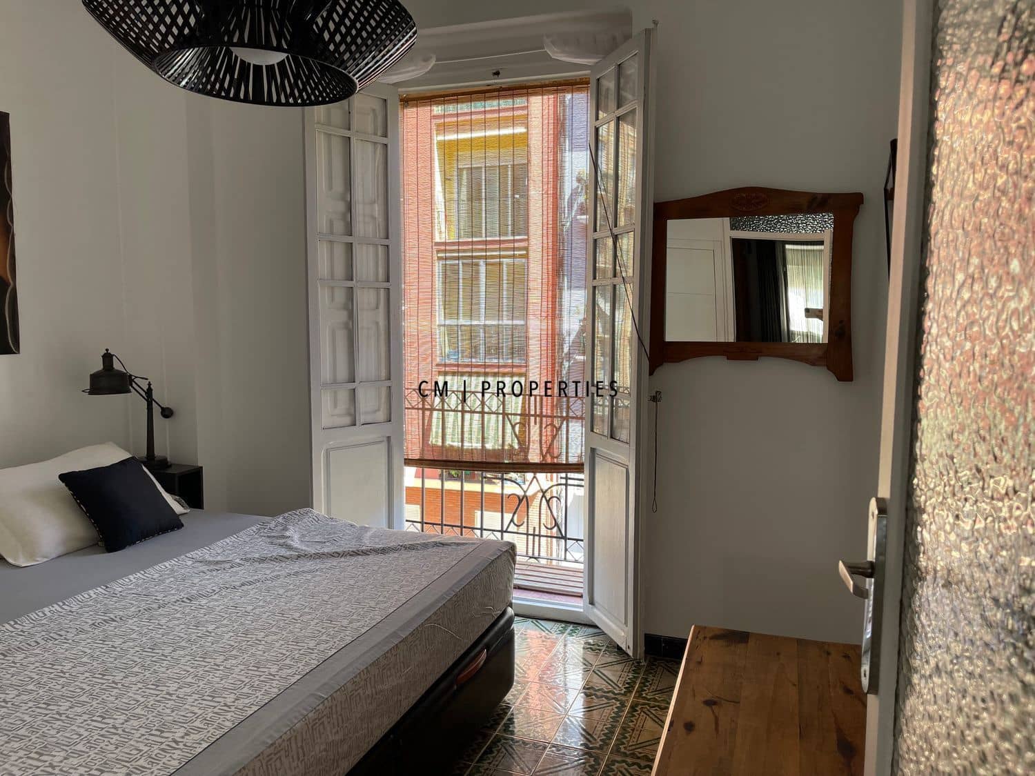 4 soverom Leilighet til leie i Valencia by med garasje - € 1 450 (Ref: 9733390)