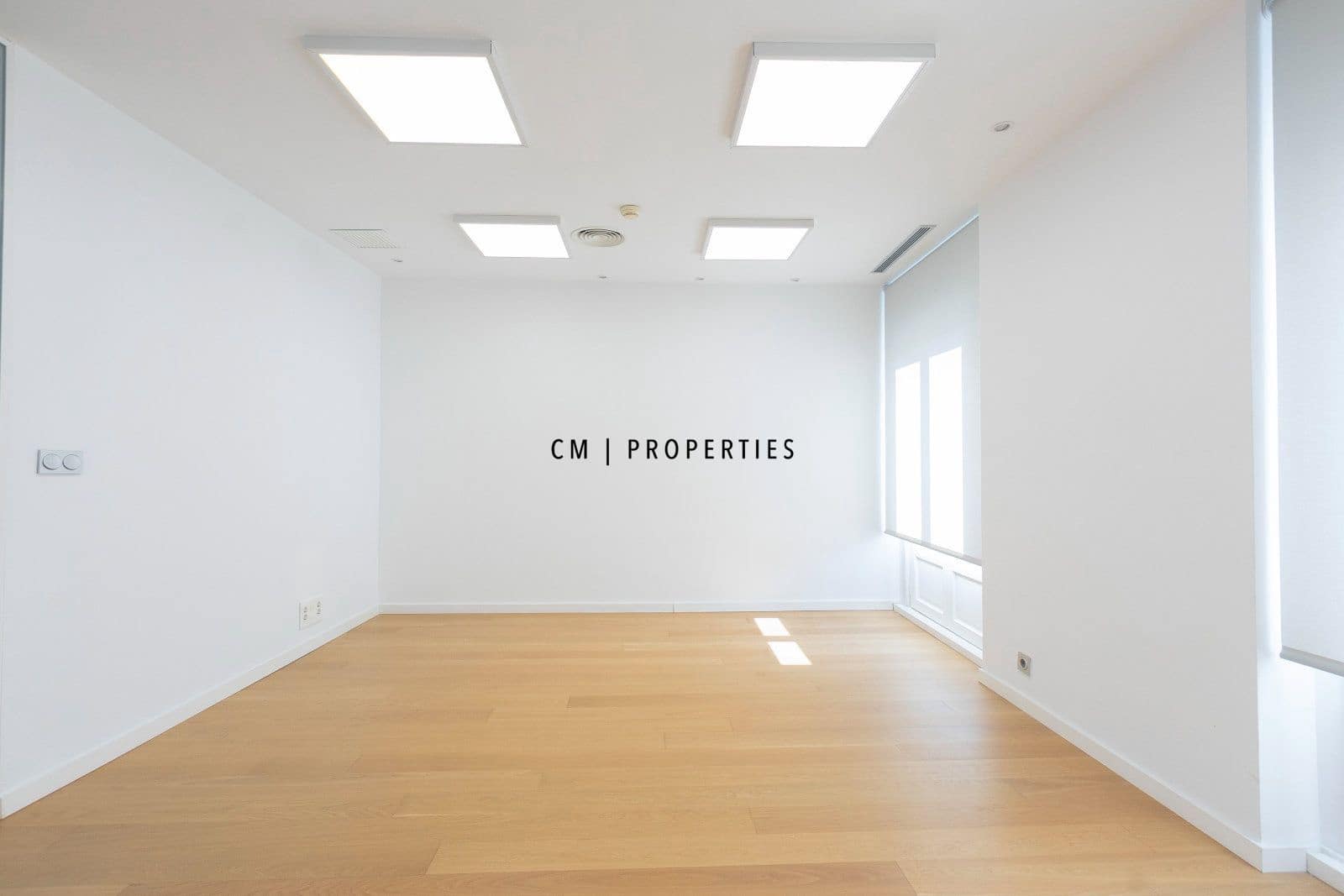 Bureau à louer à Valence ville - 2 600 € (Ref: 9733766)