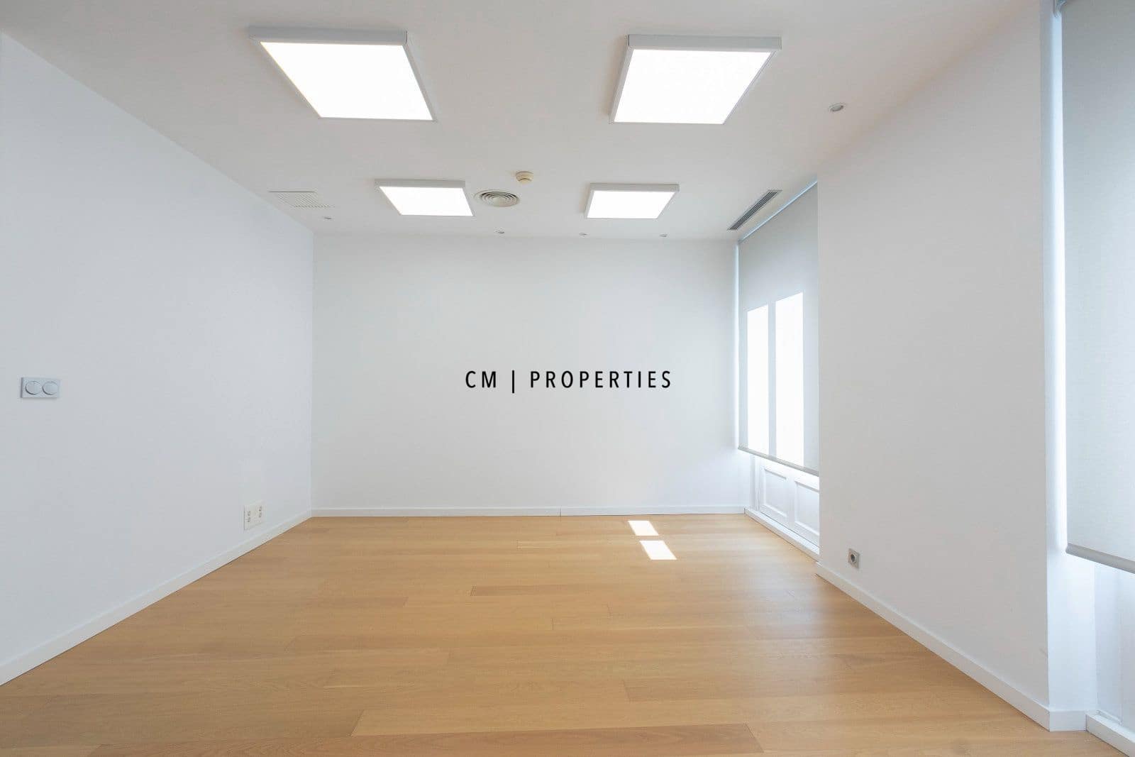 Bureau à louer à Valence ville - 2 600 € (Ref: 9733766)