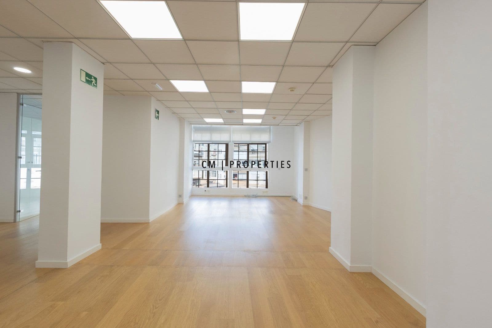 Bureau à louer à Valence ville - 2 600 € (Ref: 9733766)