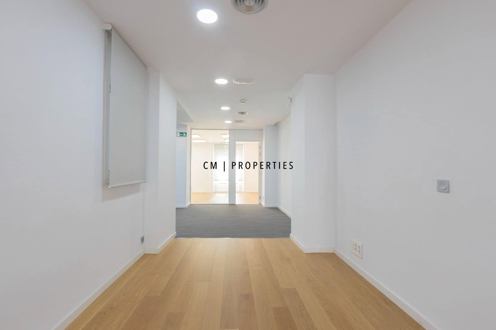 Bureau à louer à Valence ville - 2 600 € (Ref: 9733766)