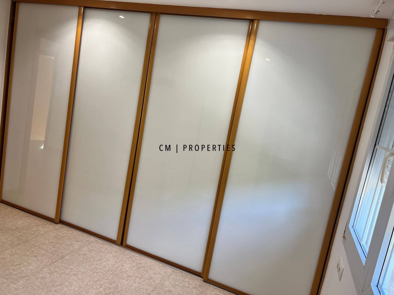 4 bedroom Villa for rent in La Canada with pool garage - € 2,600 (Ref: 9733767)