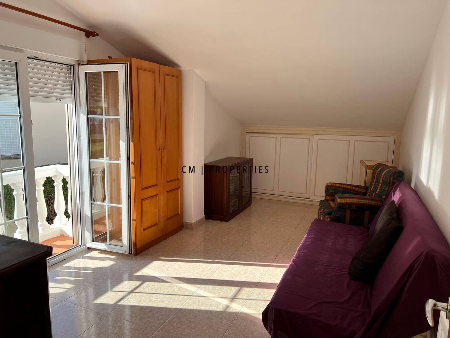 4 bedroom Villa for rent in La Canada with pool garage - € 2,600 (Ref: 9733767)