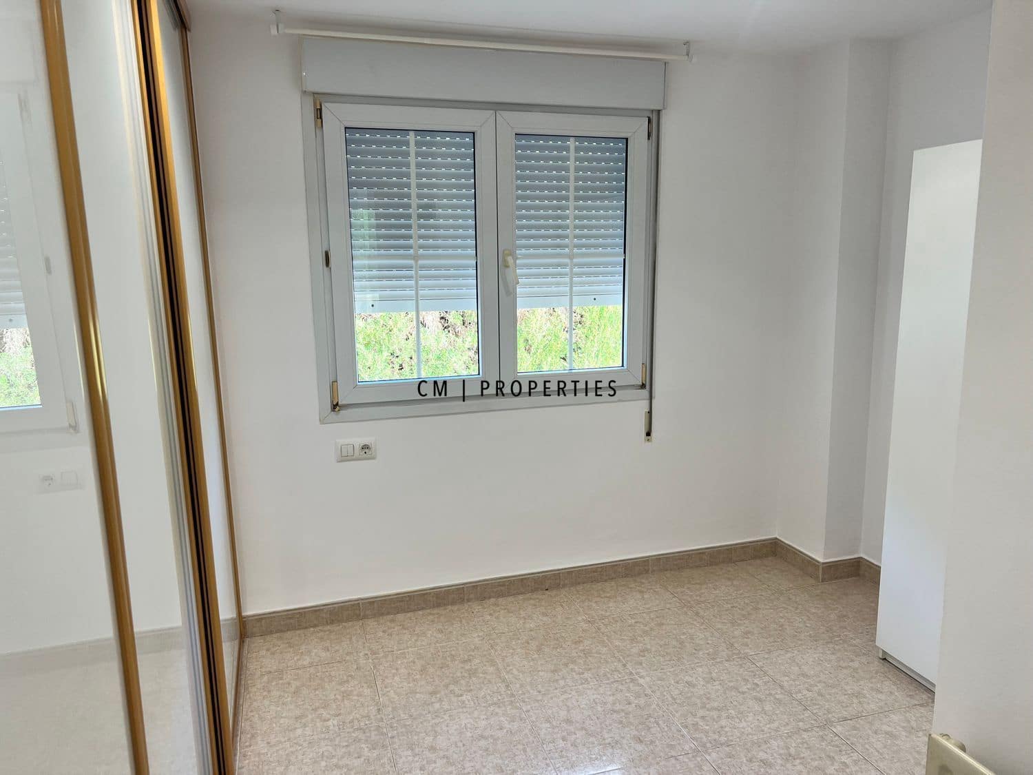 4 bedroom Villa for rent in La Canada with pool garage - € 2,600 (Ref: 9733767)