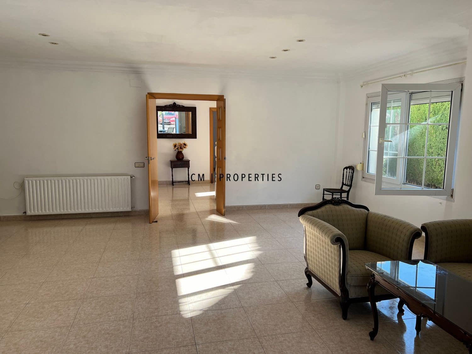 4 bedroom Villa for rent in La Canada with pool garage - € 2,600 (Ref: 9733767)