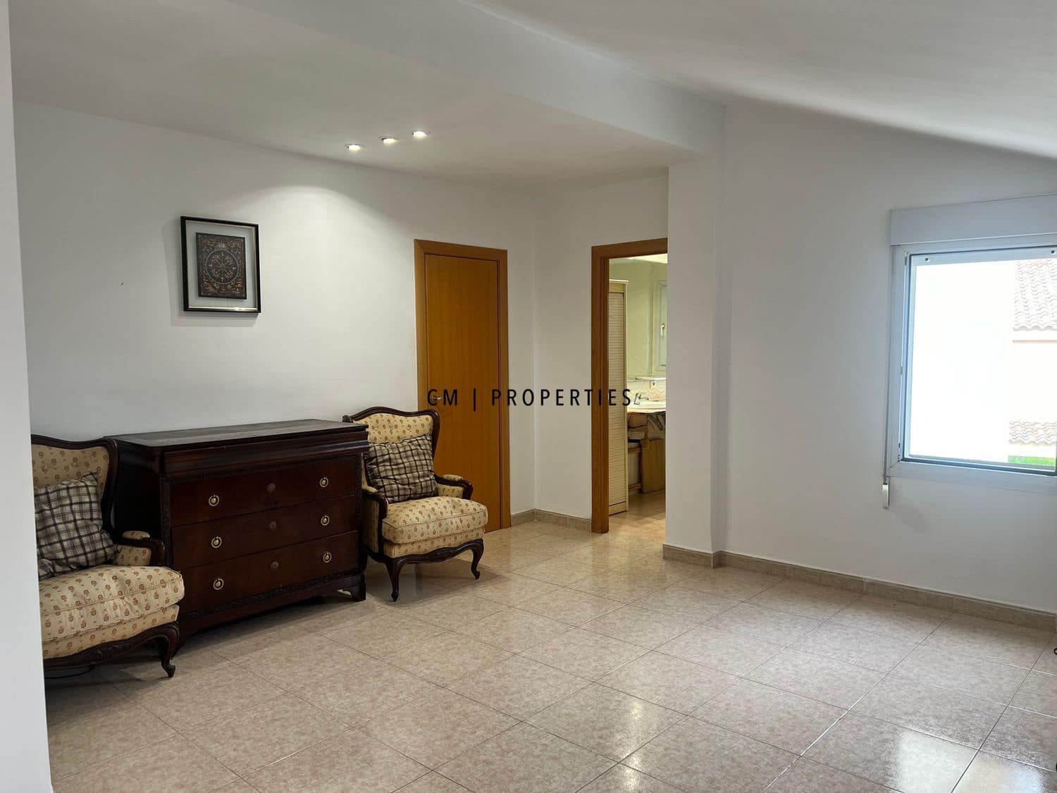 4 bedroom Villa for rent in La Canada with pool garage - € 2,600 (Ref: 9733767)