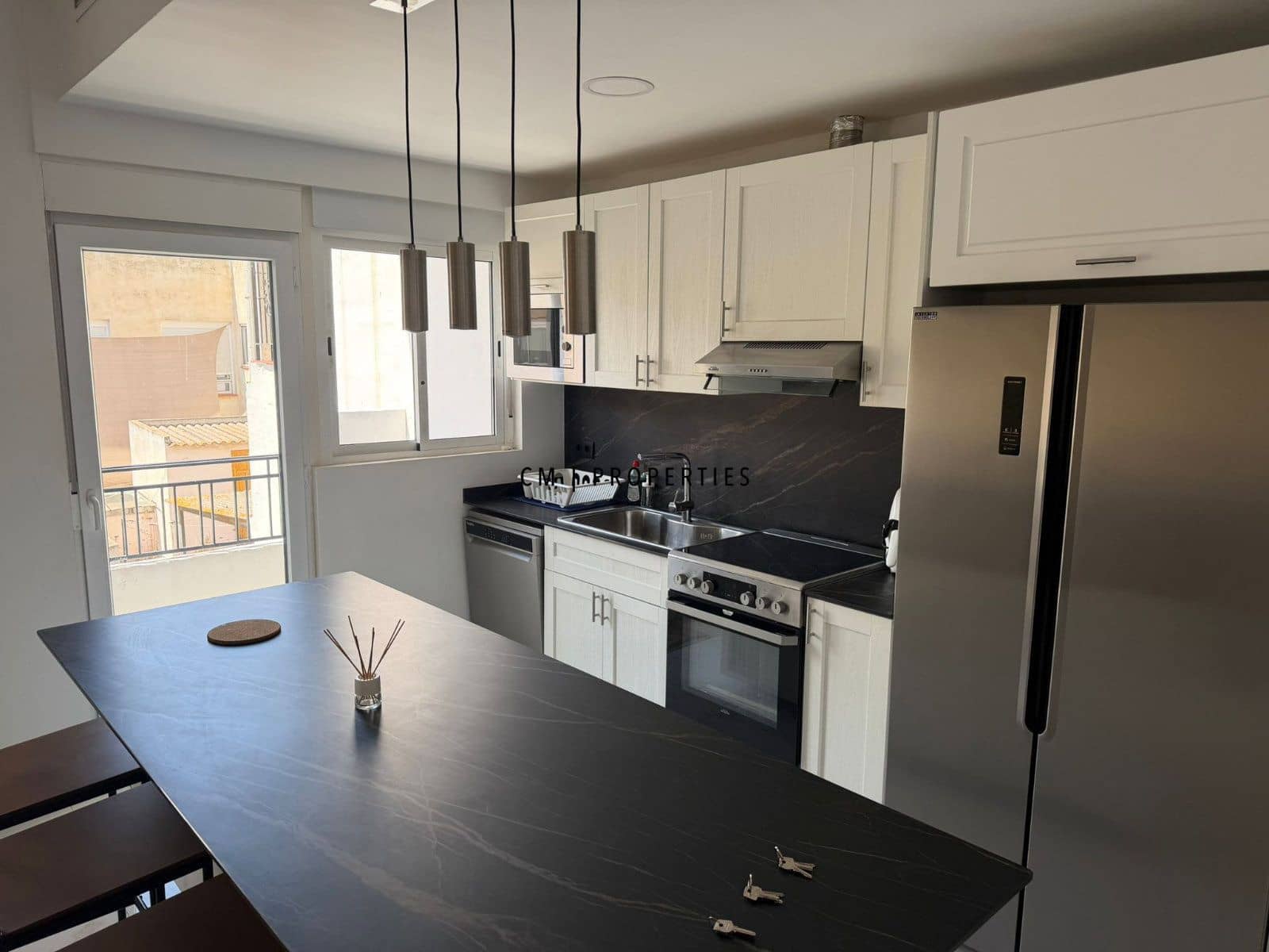 4 bedroom Flat for rent in Alboraya / Alboraia - € 1,600 (Ref: 9733902)