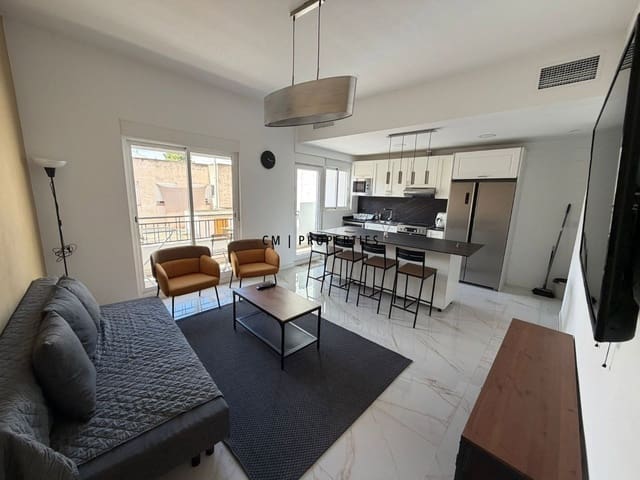 4 soveværelse Lejlighed til leje i Alboraya / Alboraia - € 1.600 (Ref: 9733902)