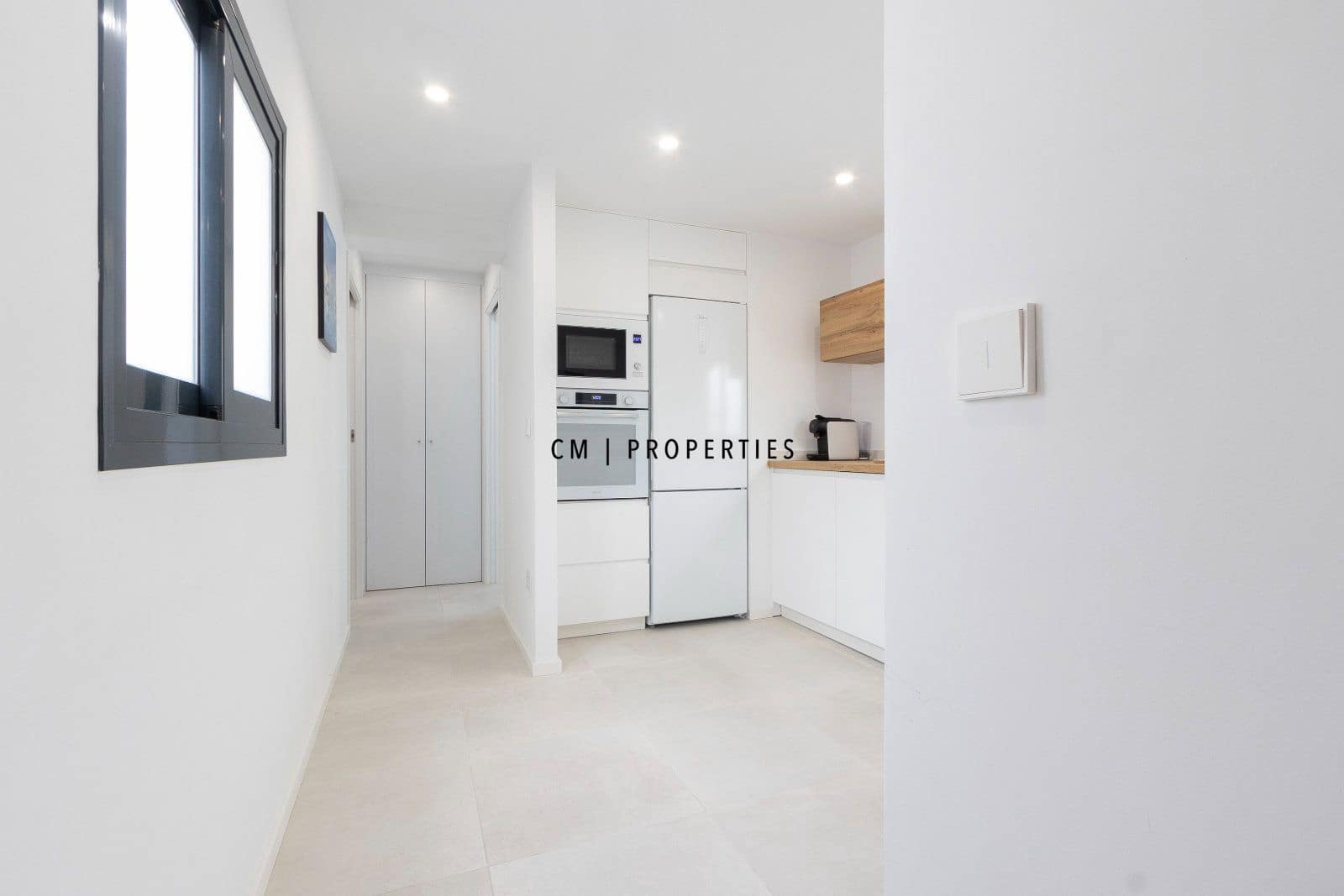 2 bedroom Flat for rent in Valencia city - € 1,700 (Ref: 9737198)