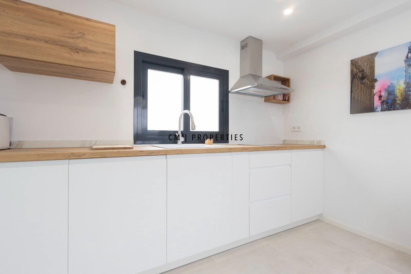 2 bedroom Flat for rent in Valencia city - € 1,700 (Ref: 9737198)