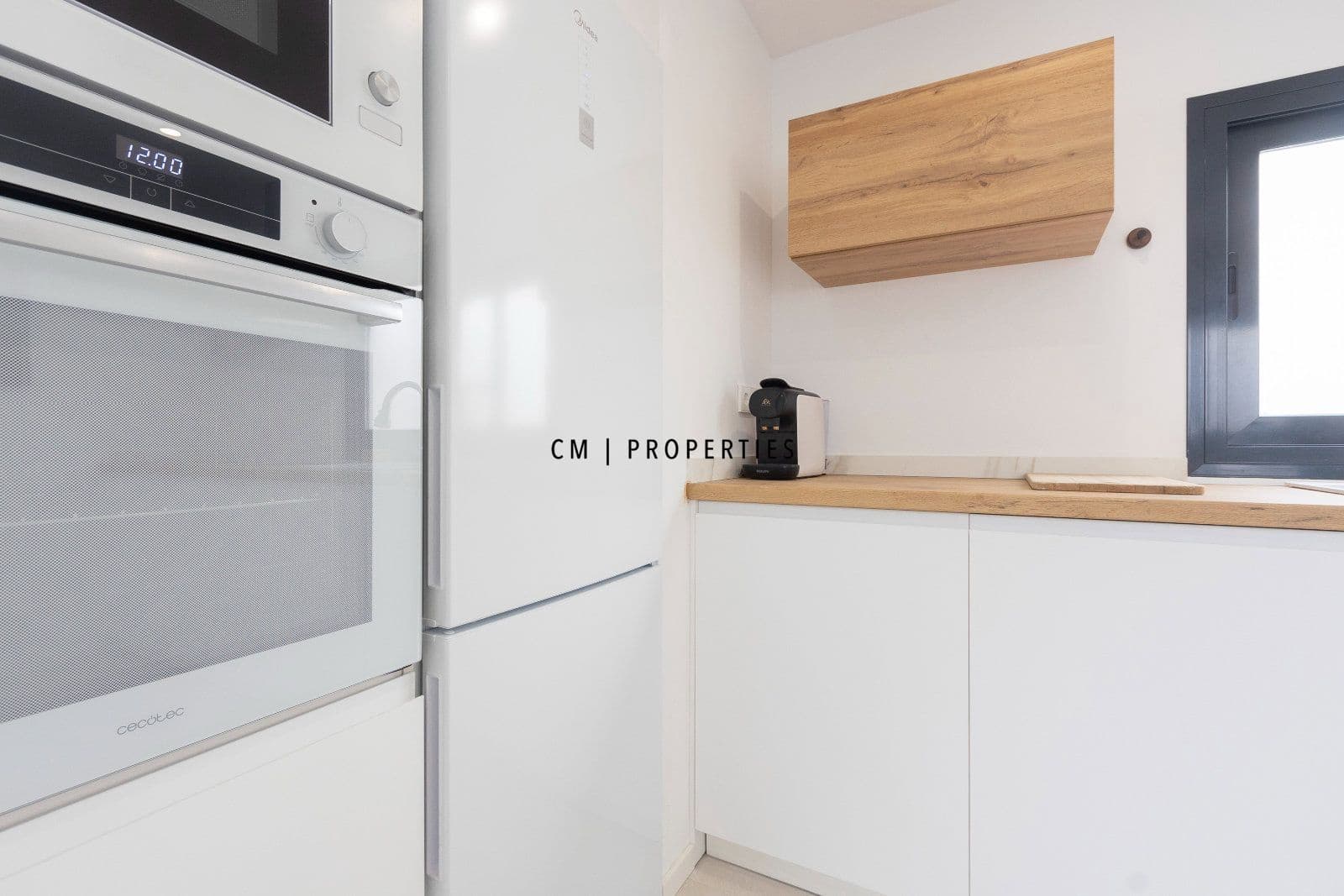 2 bedroom Flat for rent in Valencia city - € 1,700 (Ref: 9737198)