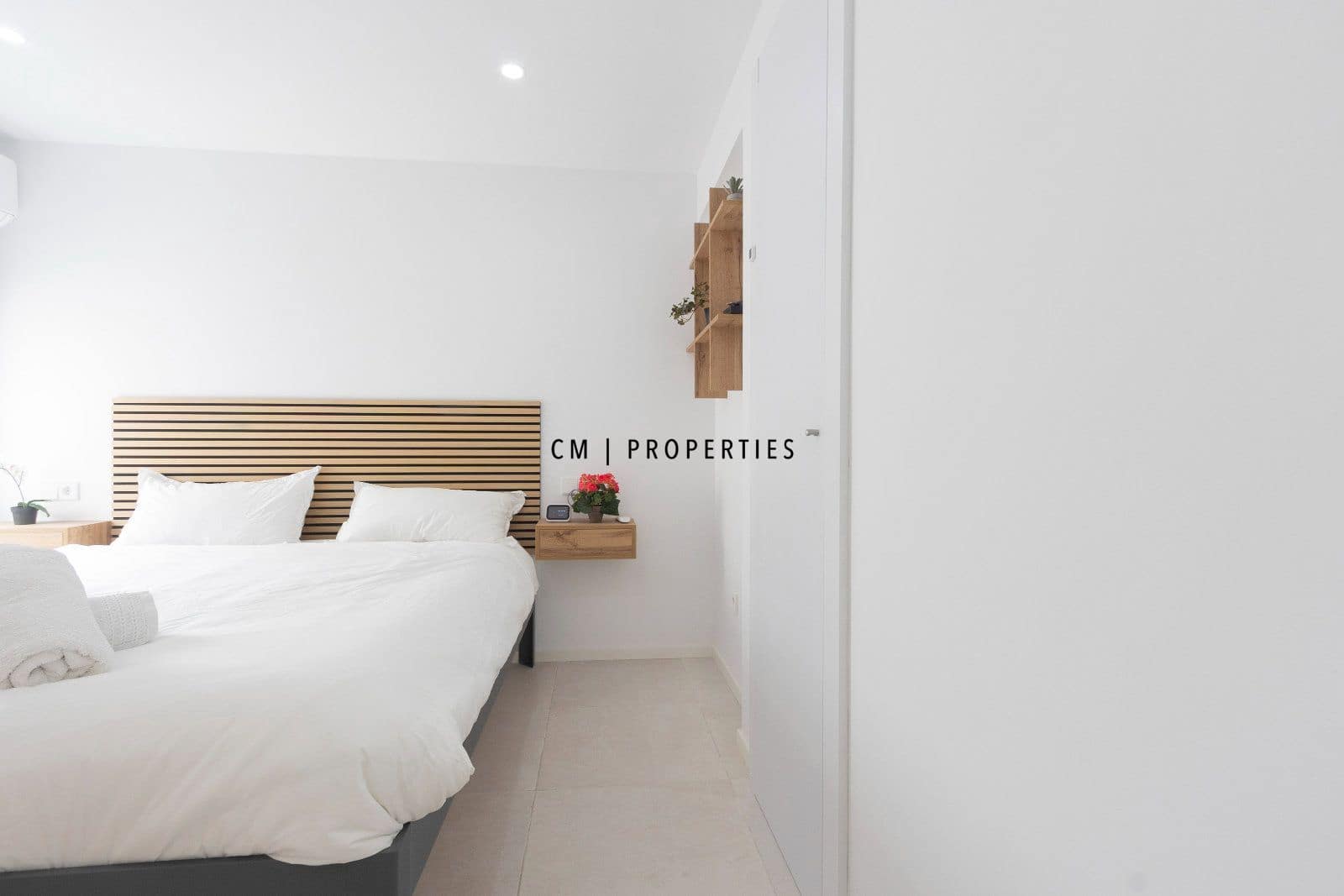 2 bedroom Flat for rent in Valencia city - € 1,700 (Ref: 9737198)