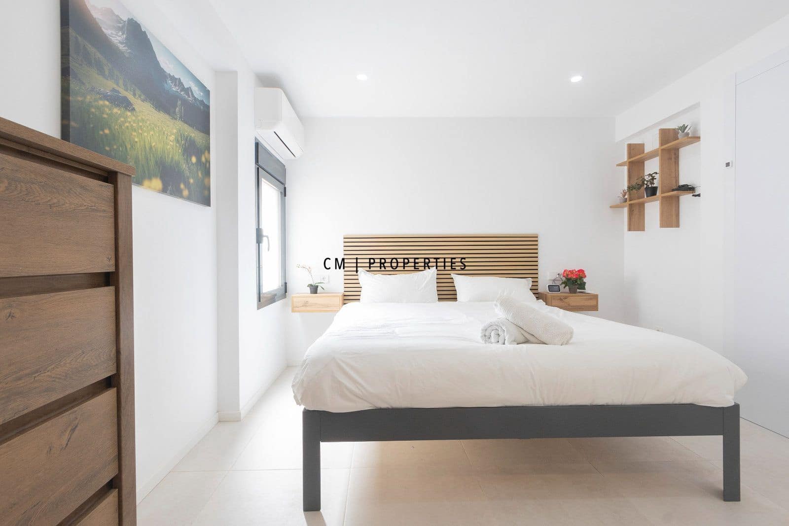 2 bedroom Flat for rent in Valencia city - € 1,700 (Ref: 9737198)