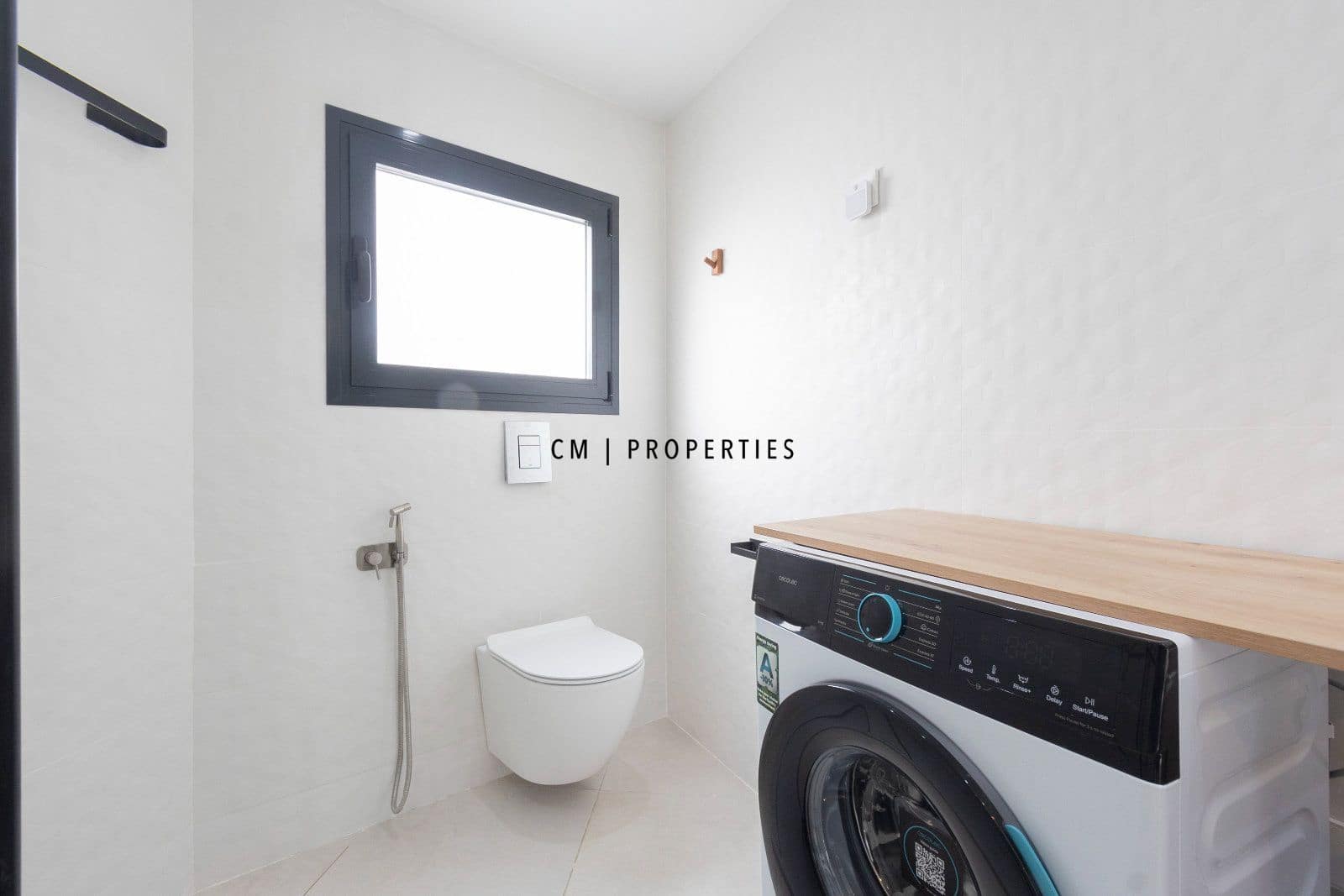 2 bedroom Flat for rent in Valencia city - € 1,700 (Ref: 9737198)