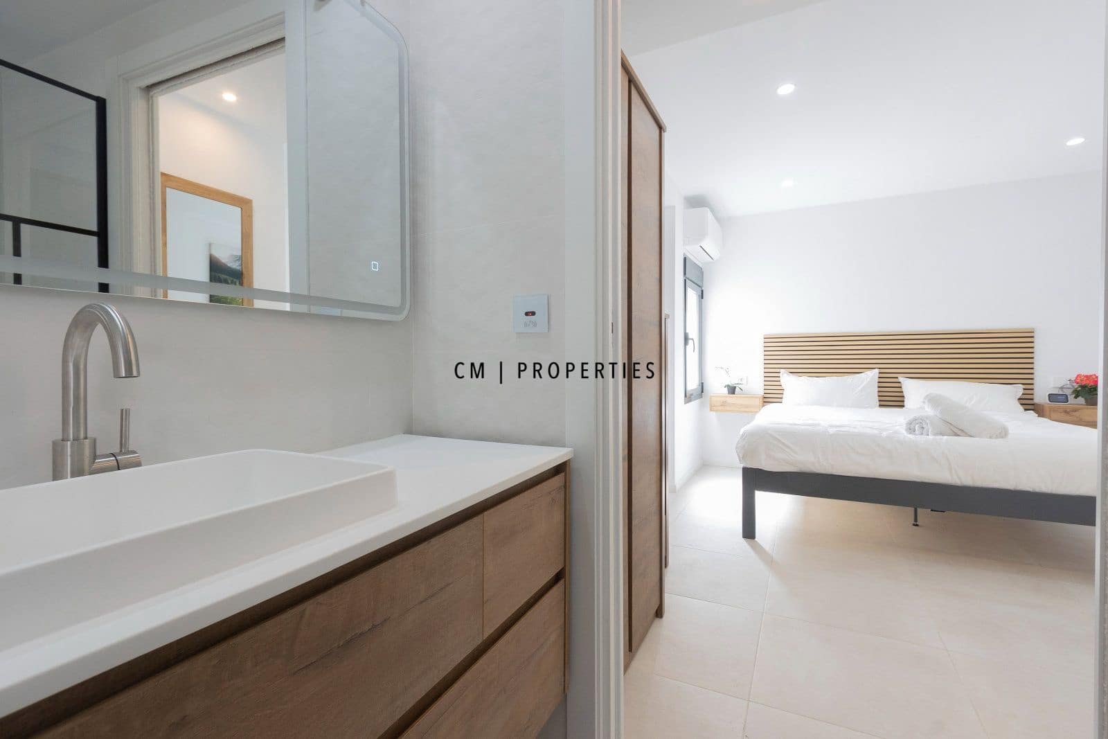 2 bedroom Flat for rent in Valencia city - € 1,700 (Ref: 9737198)