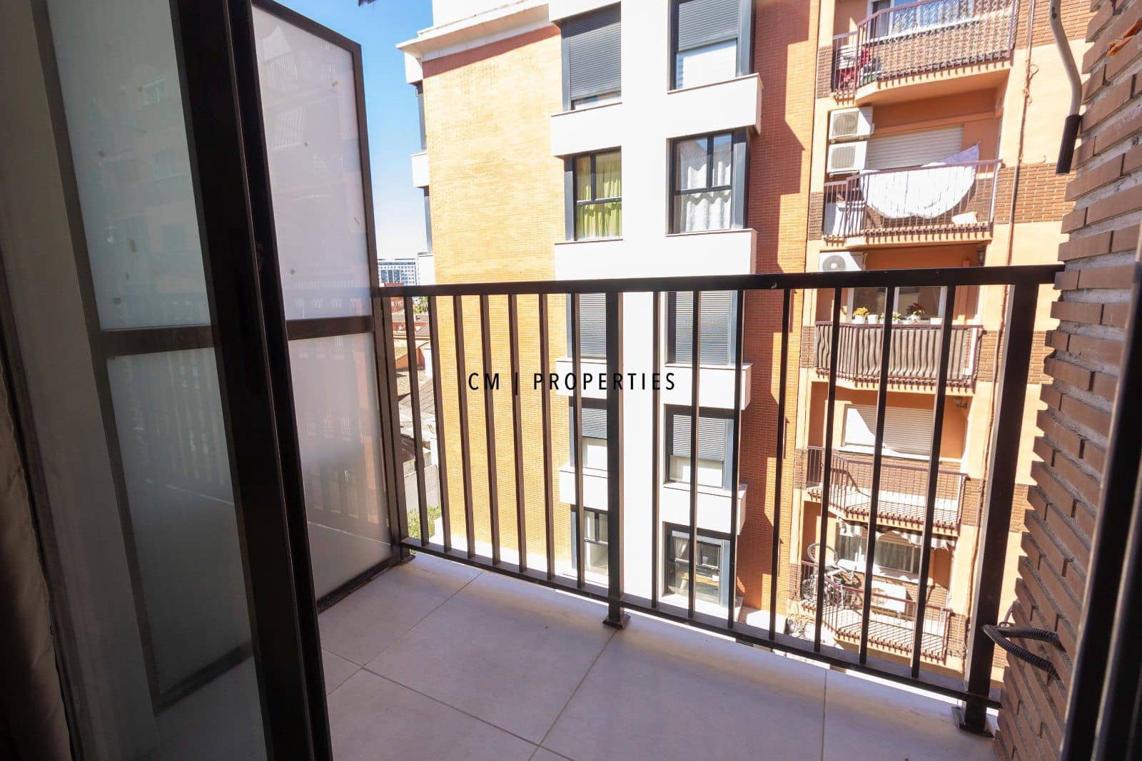 2 bedroom Flat for rent in Valencia city - € 1,700 (Ref: 9737198)