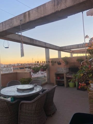 Ático de 3 habitaciones en Benimamet, València ciudad en alquiler - 1.700 € (Ref: 9737199)