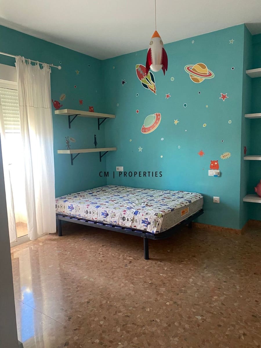 Ático de 3 habitaciones en Benimamet en alquiler - 1.700 € (Ref: 9737199)