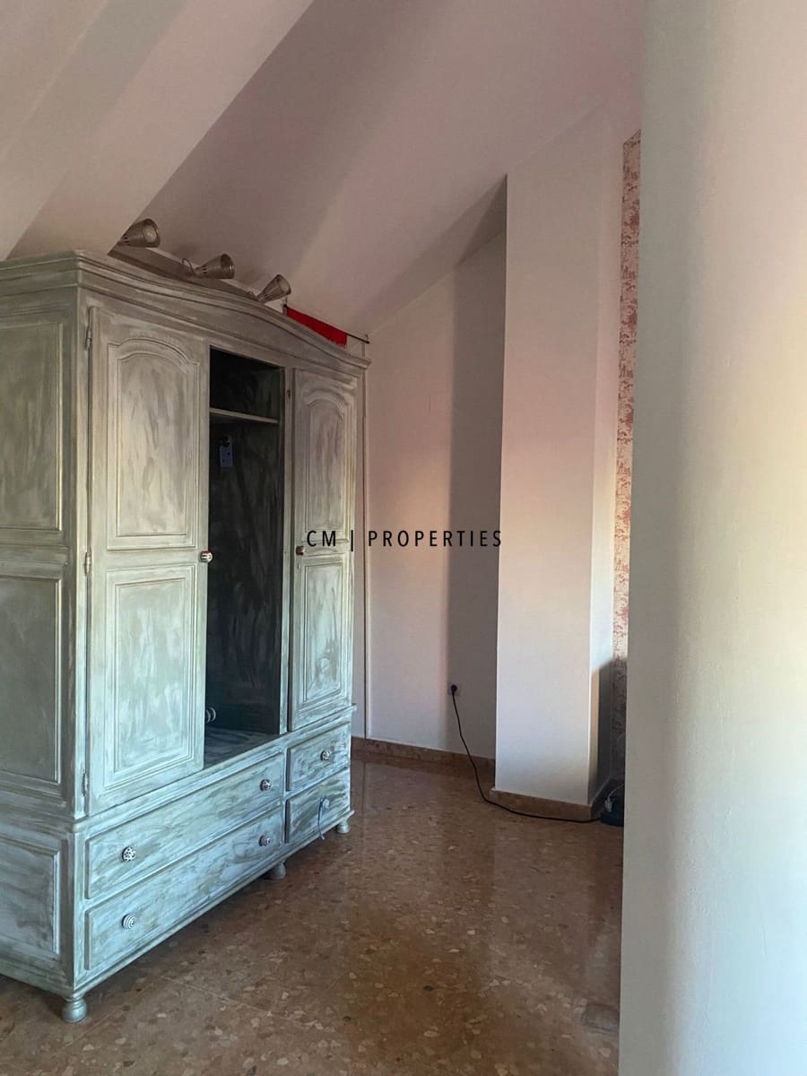 Ático de 3 habitaciones en Benimamet en alquiler - 1.700 € (Ref: 9737199)