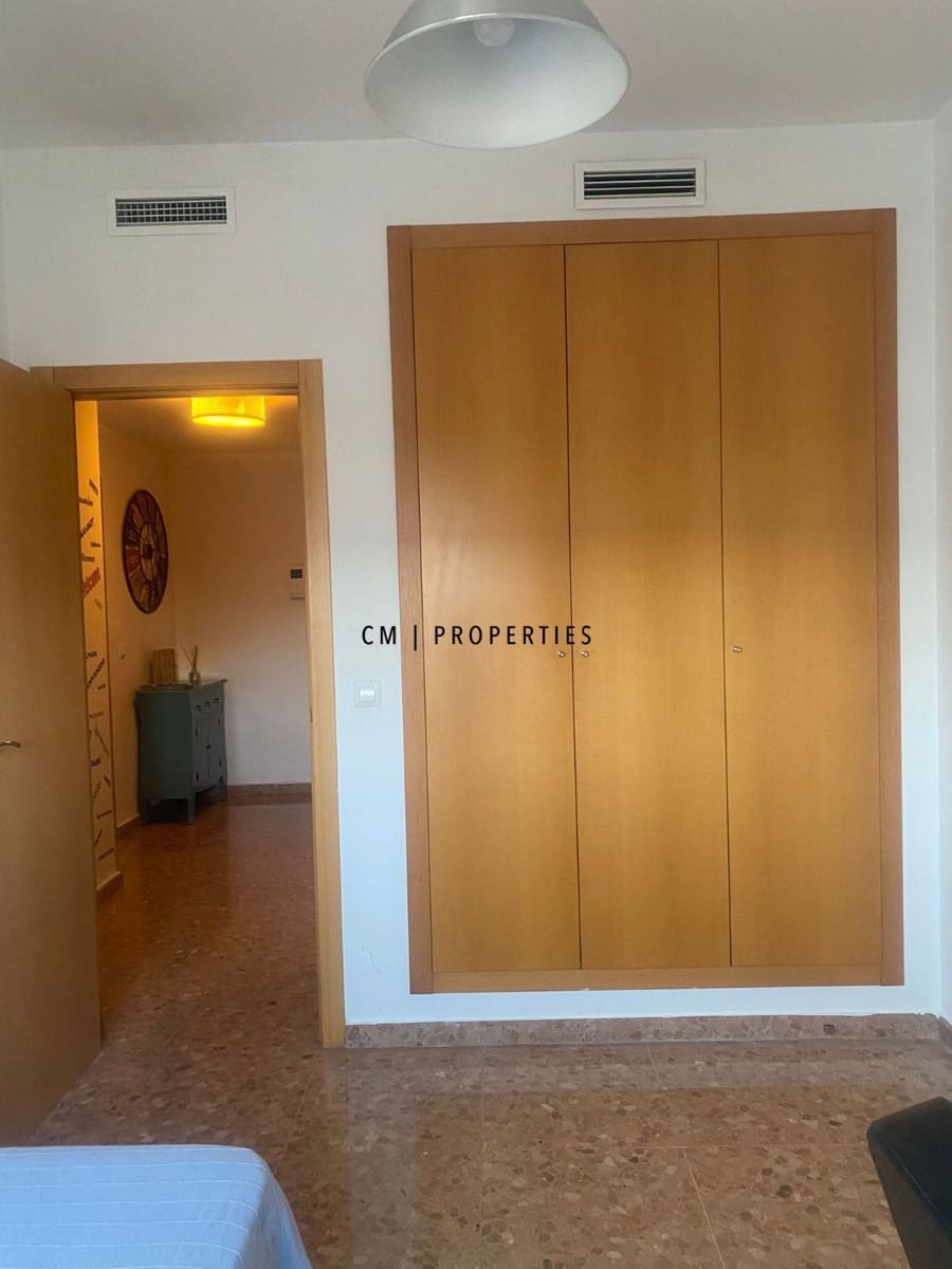 Ático de 3 habitaciones en Benimamet en alquiler - 1.700 € (Ref: 9737199)