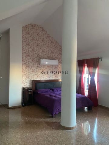 Ático de 3 habitaciones en Benimamet, València ciudad en alquiler - 1.700 € (Ref: 9737199)