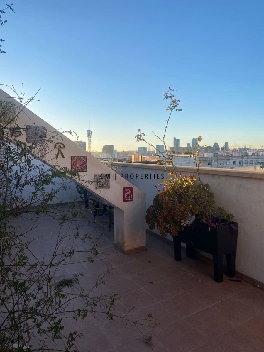 Ático de 3 habitaciones en Benimamet en alquiler - 1.700 € (Ref: 9737199)