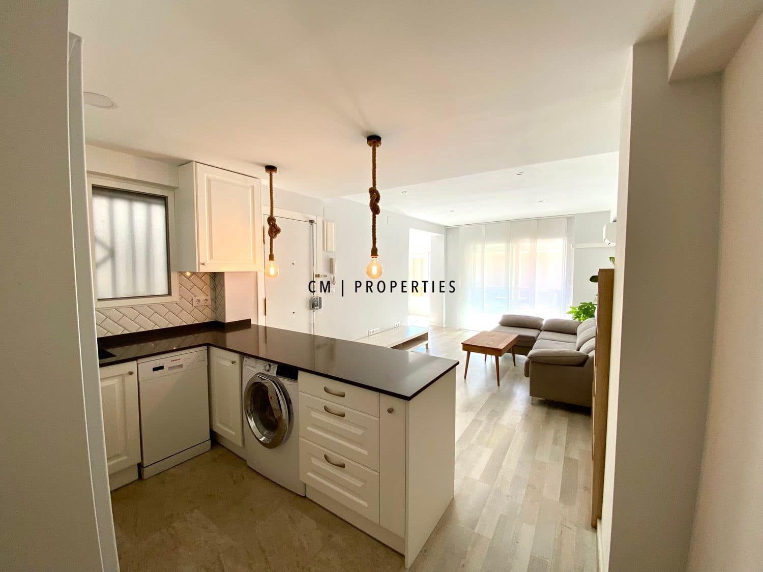 2 bedroom Flat for sale in Valencia city - € 650,000 (Ref: 9737283)