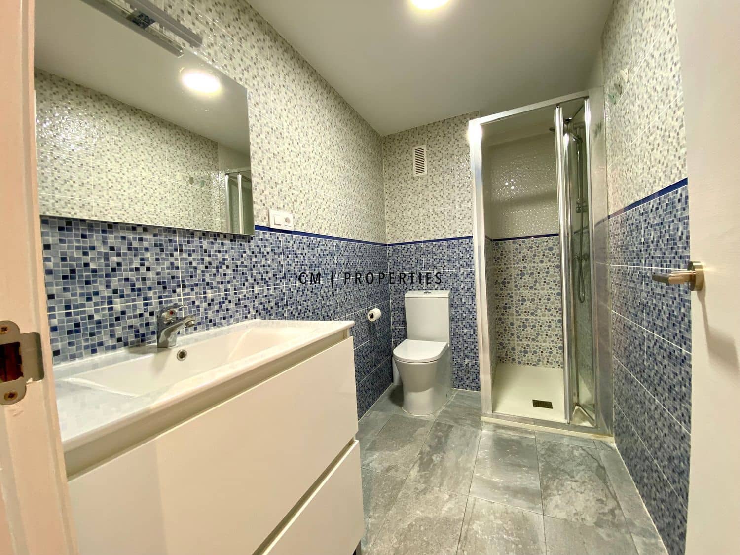 2 bedroom Flat for sale in Valencia city - € 650,000 (Ref: 9737283)