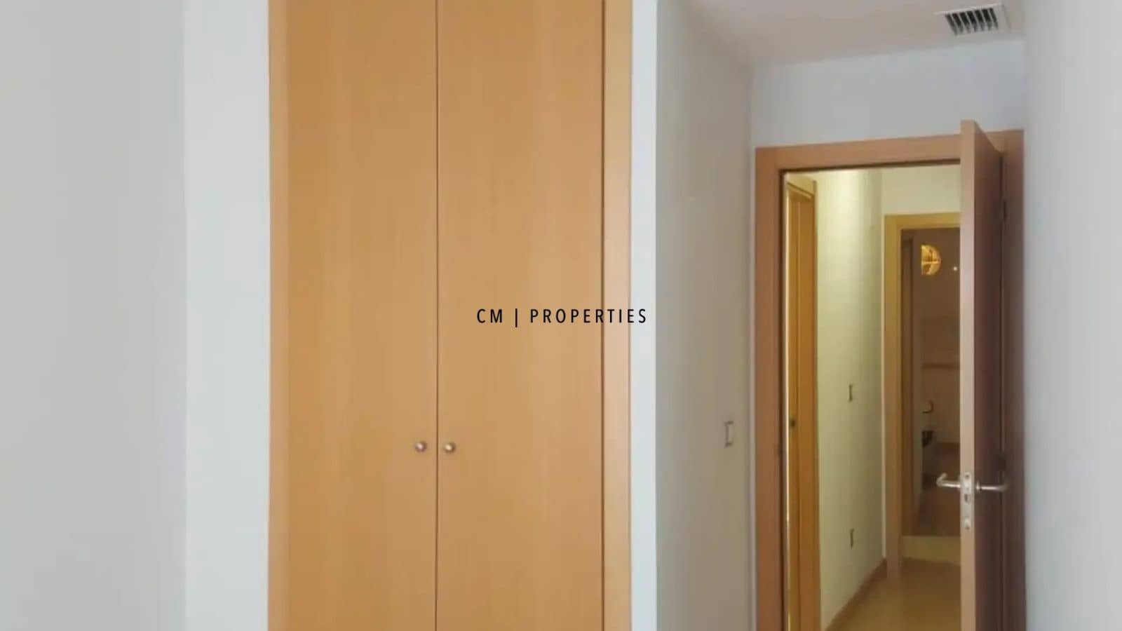 2 quarto Penthouse para arrendar em Paterna com garagem - 1 400 € (Ref: 9737359)