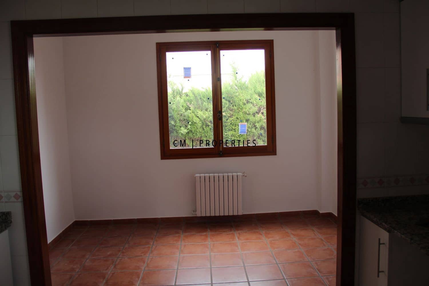 5 bedroom Villa for rent in Rocafort with pool garage - € 2,800 (Ref: 9737360)