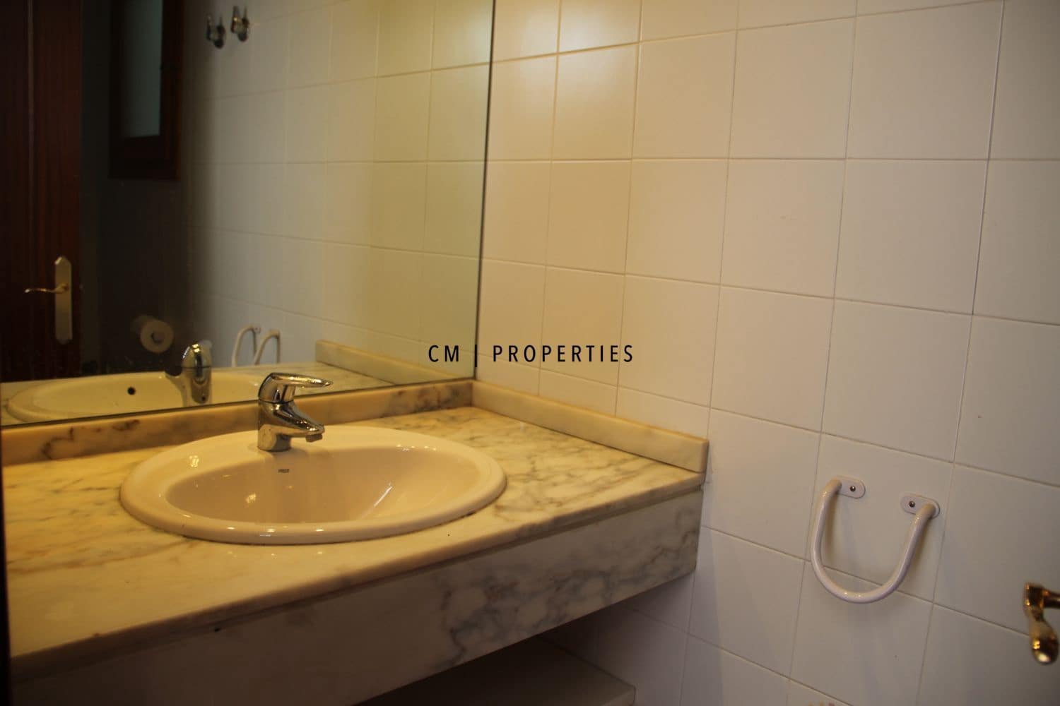 5 bedroom Villa for rent in Rocafort with pool garage - € 2,800 (Ref: 9737360)