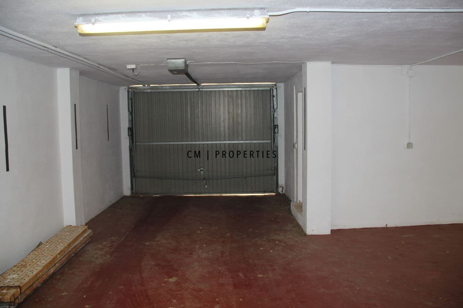 5 bedroom Villa for rent in Rocafort with pool garage - € 2,800 (Ref: 9737360)