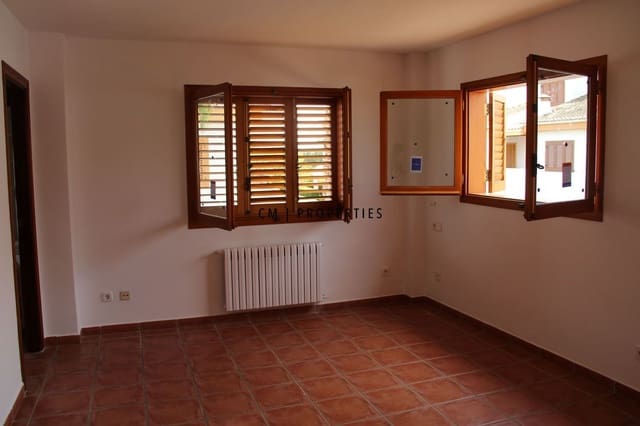 5 camera da letto Villa da affittare in Rocafort con piscina garage - 2.800 € (Rif: 9737360)