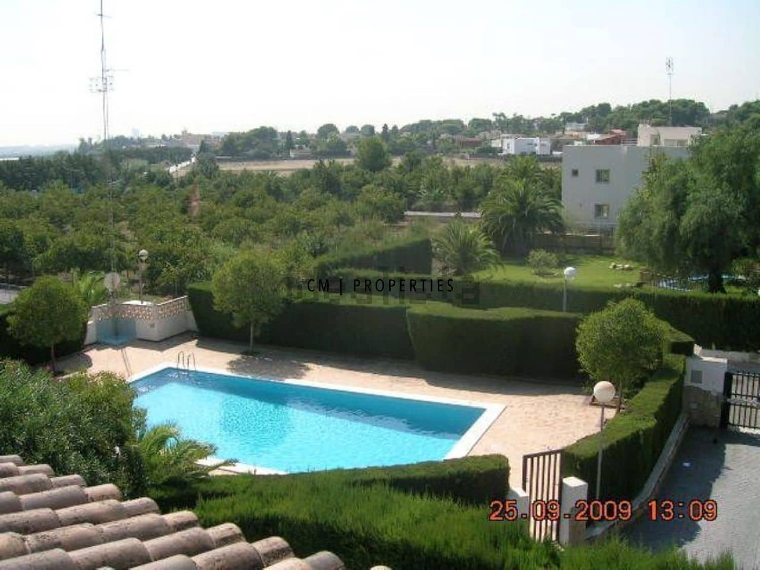 5 bedroom Villa for rent in Rocafort with pool garage - € 2,800 (Ref: 9737360)