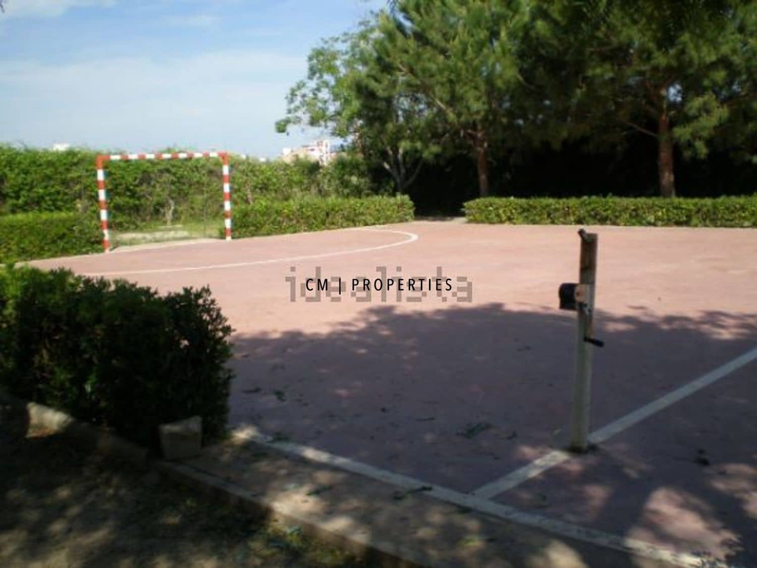 5 bedroom Villa for rent in Rocafort with pool garage - € 2,800 (Ref: 9737360)