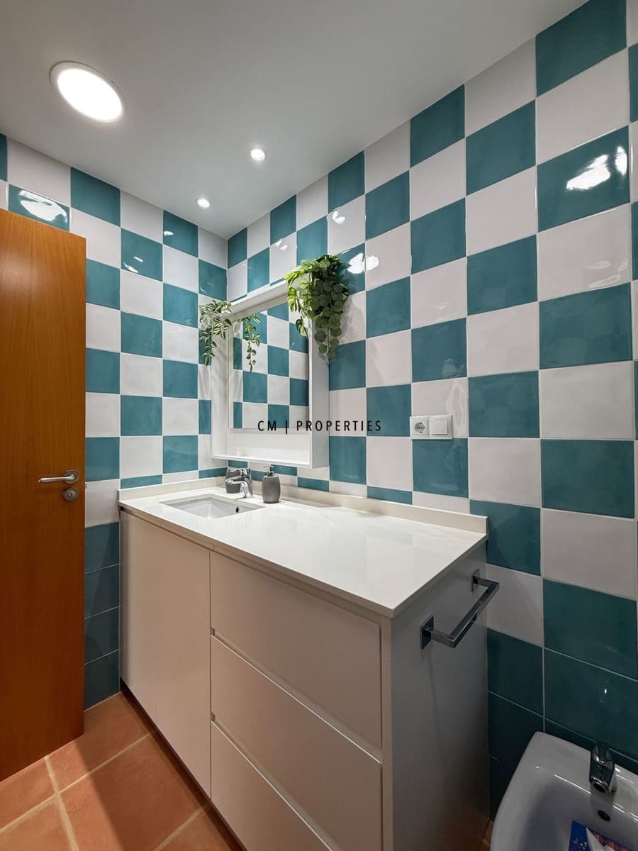 3 bedroom Flat for rent in Almenara with pool garage - € 1,000 (Ref: 9737361)