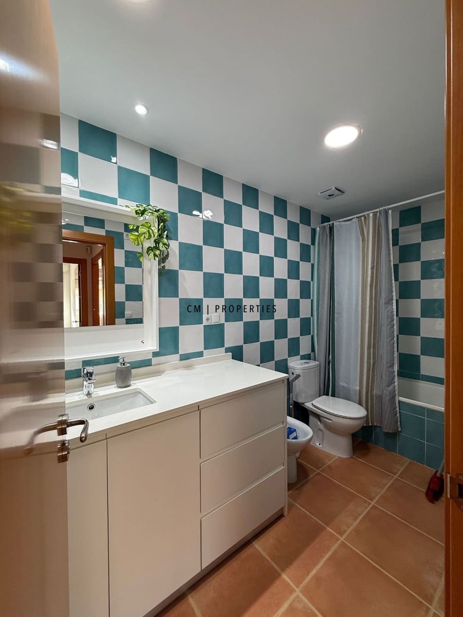 3 bedroom Flat for rent in Almenara with pool garage - € 1,000 (Ref: 9737361)